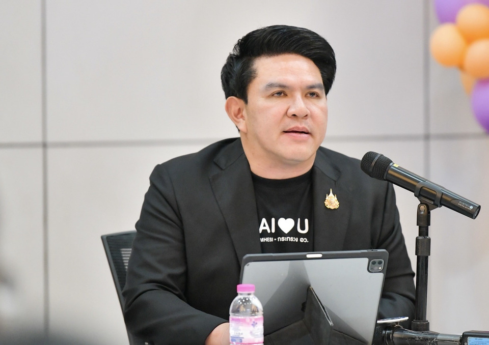 รมว.อว.สั่งเช็กด่วน นศ.-บุคลากรไทยในตะวันออกกลาง หลังสงครามปะทุ พบอยู่ในอิหร่าน 180 คน