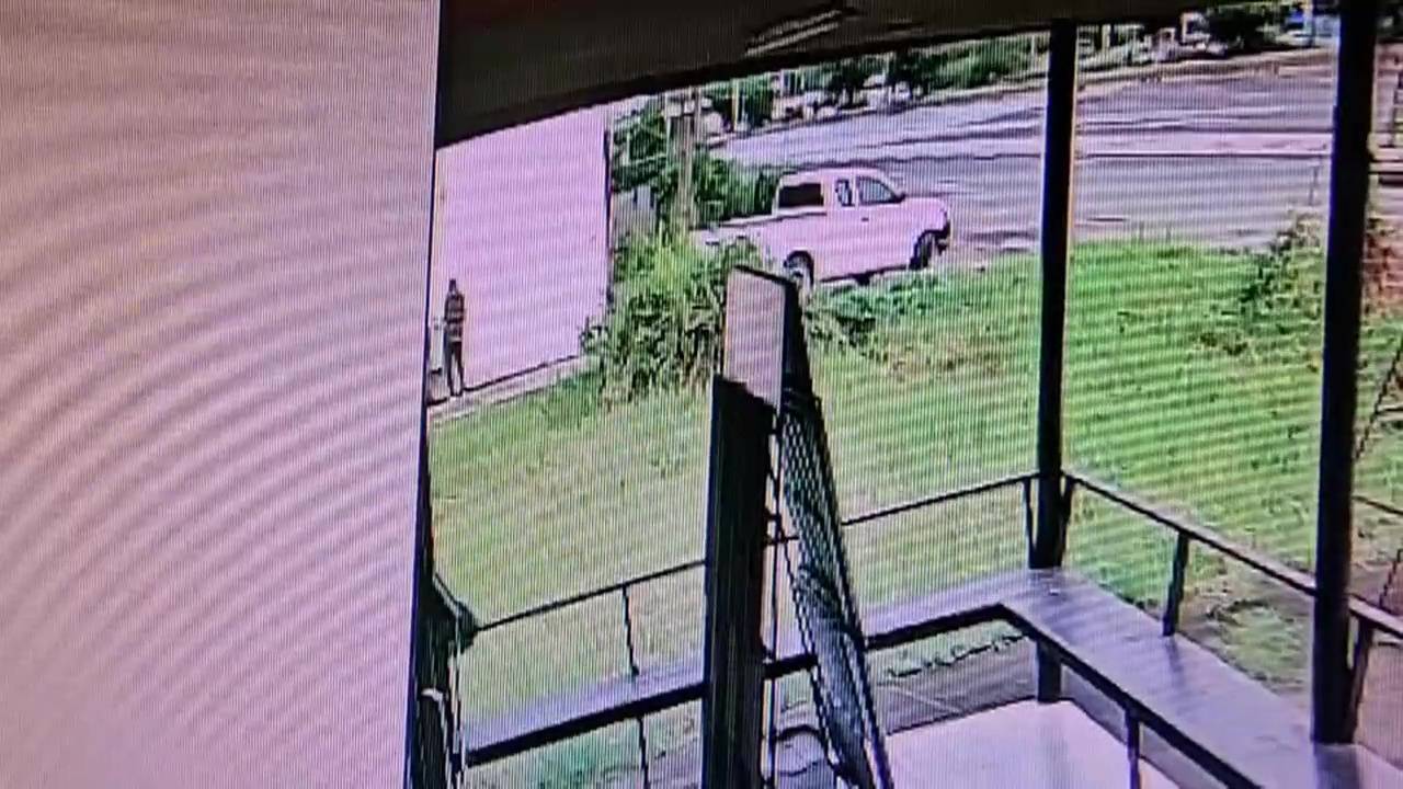 คนร้ายขับกระบะตระเวนแอบขโมยตัดท่อทองแดงคอมแอร์ ระบาดหนักทั่วสระบุรี