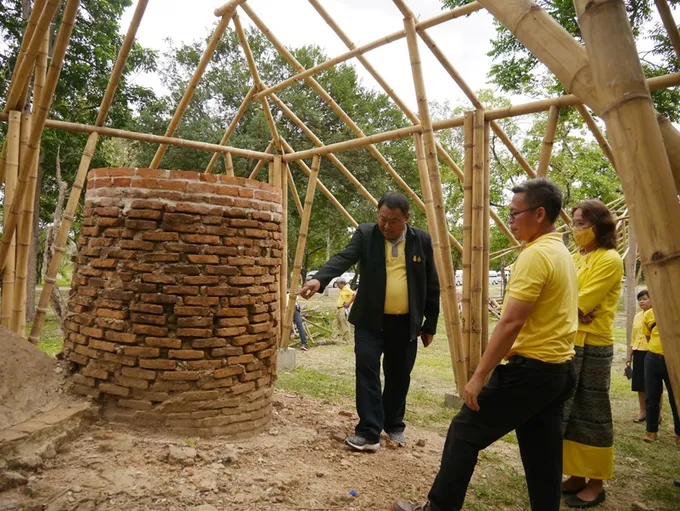 เปิดหลุมเตาทุเรียงเมืองเก่าสุโขทัย แหล่งผลิต “สังคโลก” ยุคลิไท