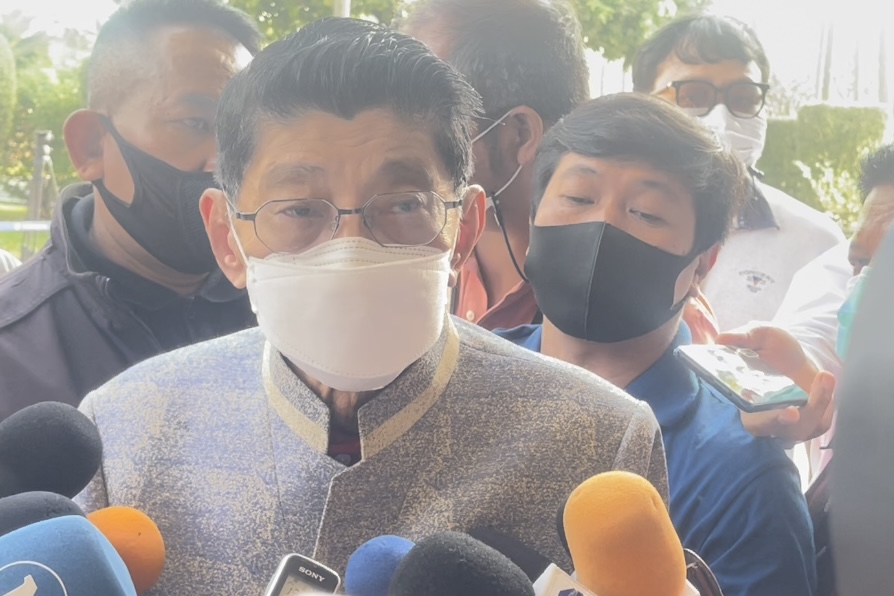 “วิษณุ” ย้ำ ไม่ควรนำงบกลางซื้อ “ลิขสิทธิ์บอลโลก” แต่ “ยืม” ได้