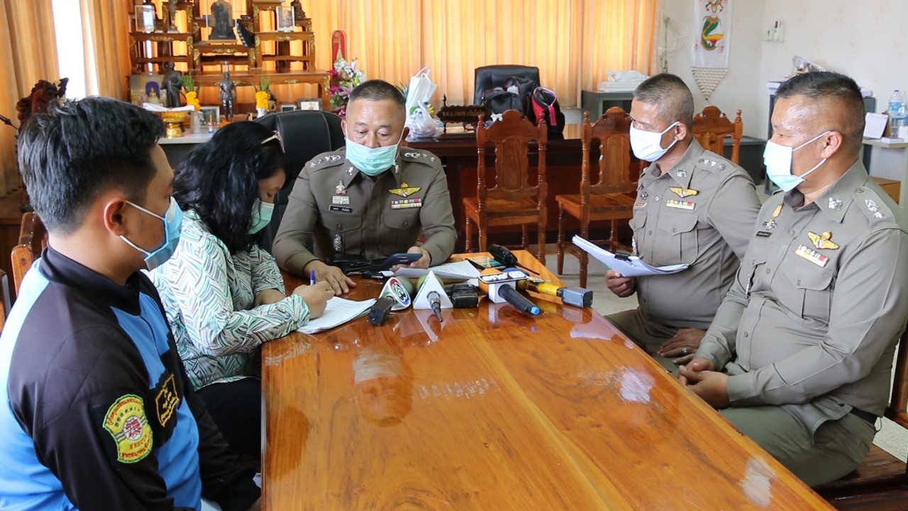  ตร.ขอนแก่น ขอศพ "ยอดชาย" ส่งตรวจพิสูจน์อีกรอบ ญาติยืนกรานไม่ให้ ขณะชาวบ้านมั่นใจไม่ใช่ฆ่าตัวตายแน่นอน