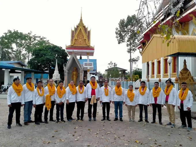 ว่าที่ ร.ต.วิทยา คำพวง ผู้สมัครนายกเทศมนตรีตำบลโพนสา เบอร์ 2 นำ “กลุ่มโพนสาก้าวหน้า” ปราศรัยชูนโยบาย 6 ด้าน