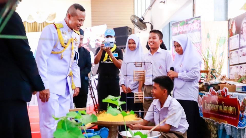 นราธิวาสจัด "สืบสานงานของแม่" น้อมรำลึกพระมหากรุณาธิคุณ "สมเด็จพระพันปีหลวง"