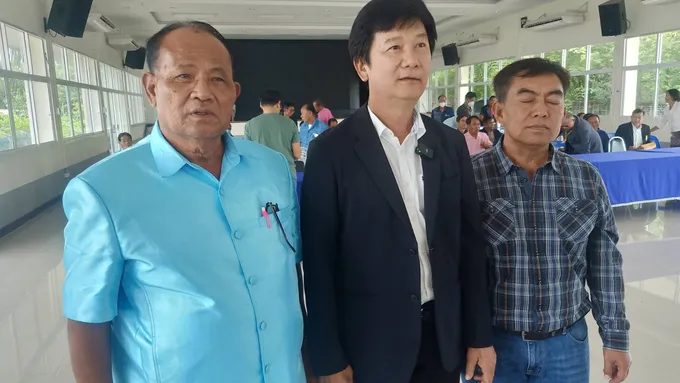 อปท.ในสกลนครชุมนุมออกแถลงการณ์เรียกร้องให้มีการจัดตั้งรัฐบาลโดยด่วน