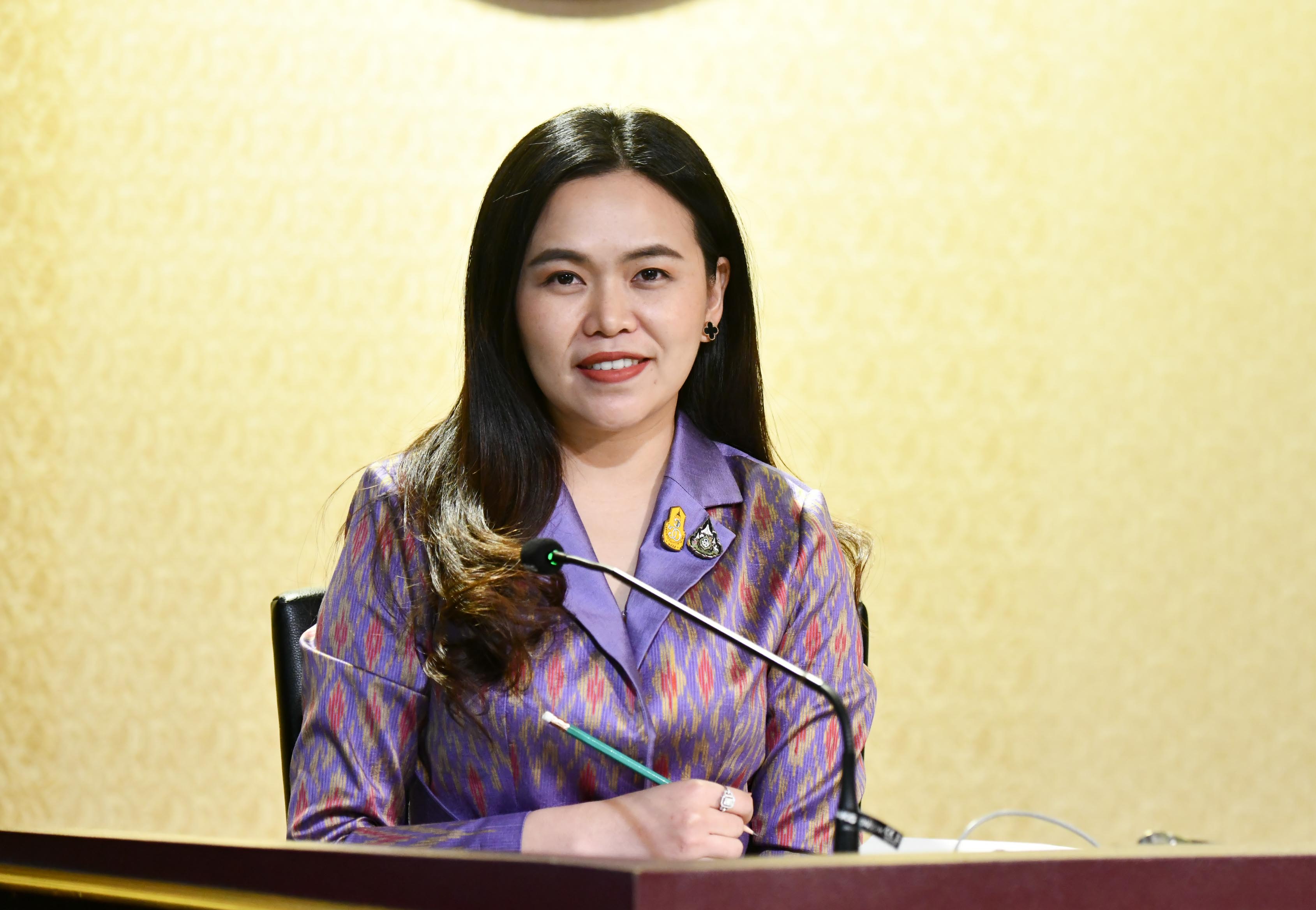 รถรับจ้างผ่านแอปถูกกฏหมาย กรมการขนส่งทางบกรับรองแล้ว 7 ราย ปลอดภัย-บริการดี-ราคาเป็นธรรม