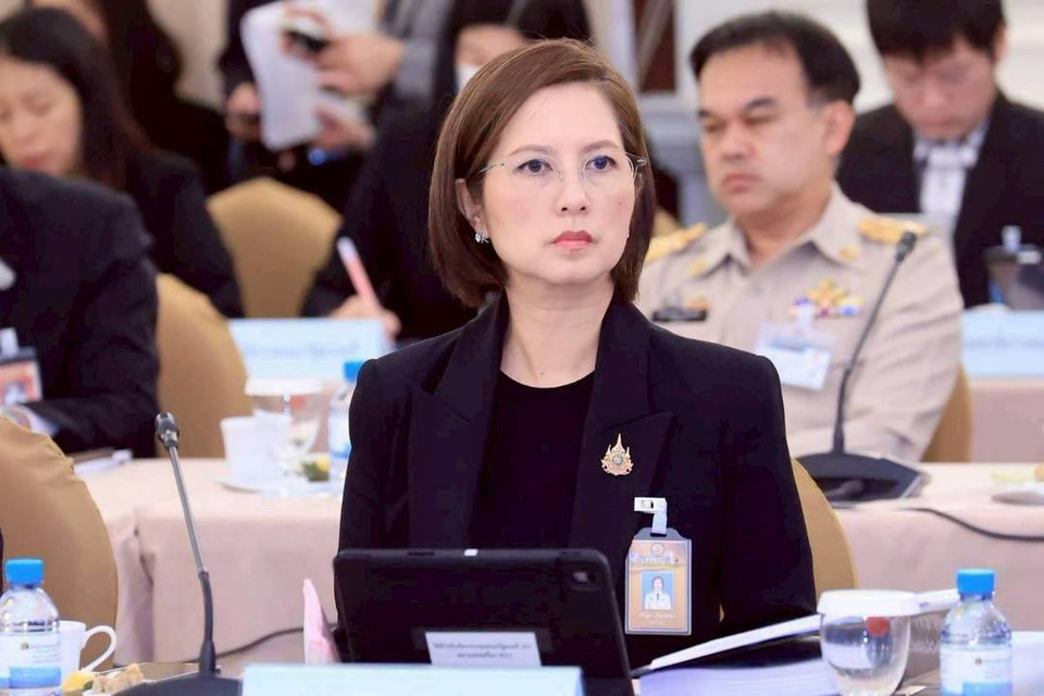 "ตรีนุช" เผยผลเจรจา 12 ชม. ไดกิ้น–สหภาพแรงงานตกลง 5 ข้อ โบนัส 7 เดือน–ปรับค่าจ้าง–เพิ่มสวัสดิการ พนักงานกลับทำงาน