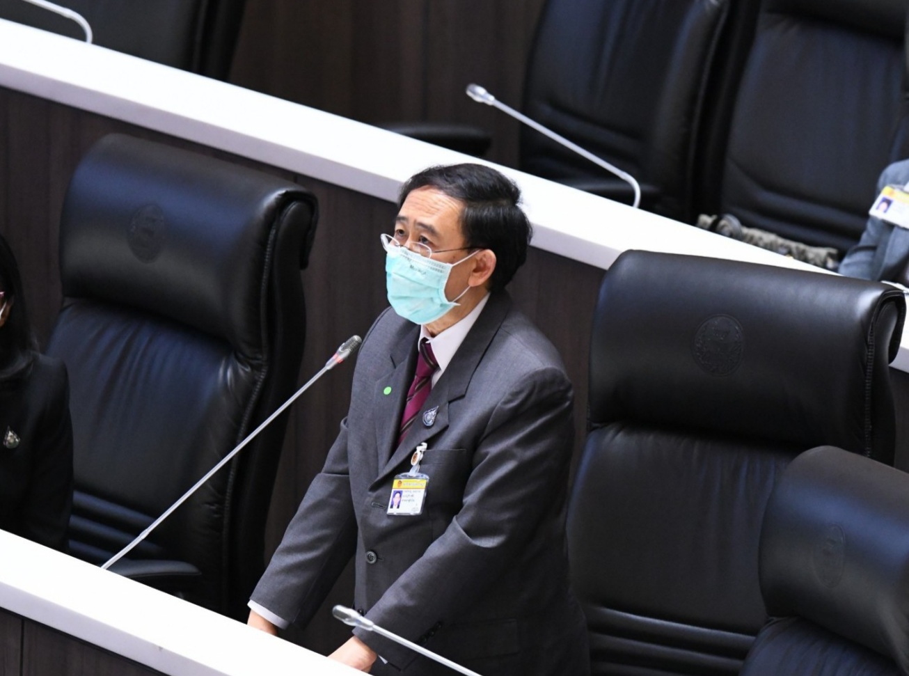 “มิ่งขวัญ” ทำนายได้เวลาเปลี่ยนรัฐบาล เหตุ "บิ๊กตู่" นำประเทศไม่รอด หาเงินไม่เก่ง ก่อหนี้มหาศาล เศรษฐกิจพัง