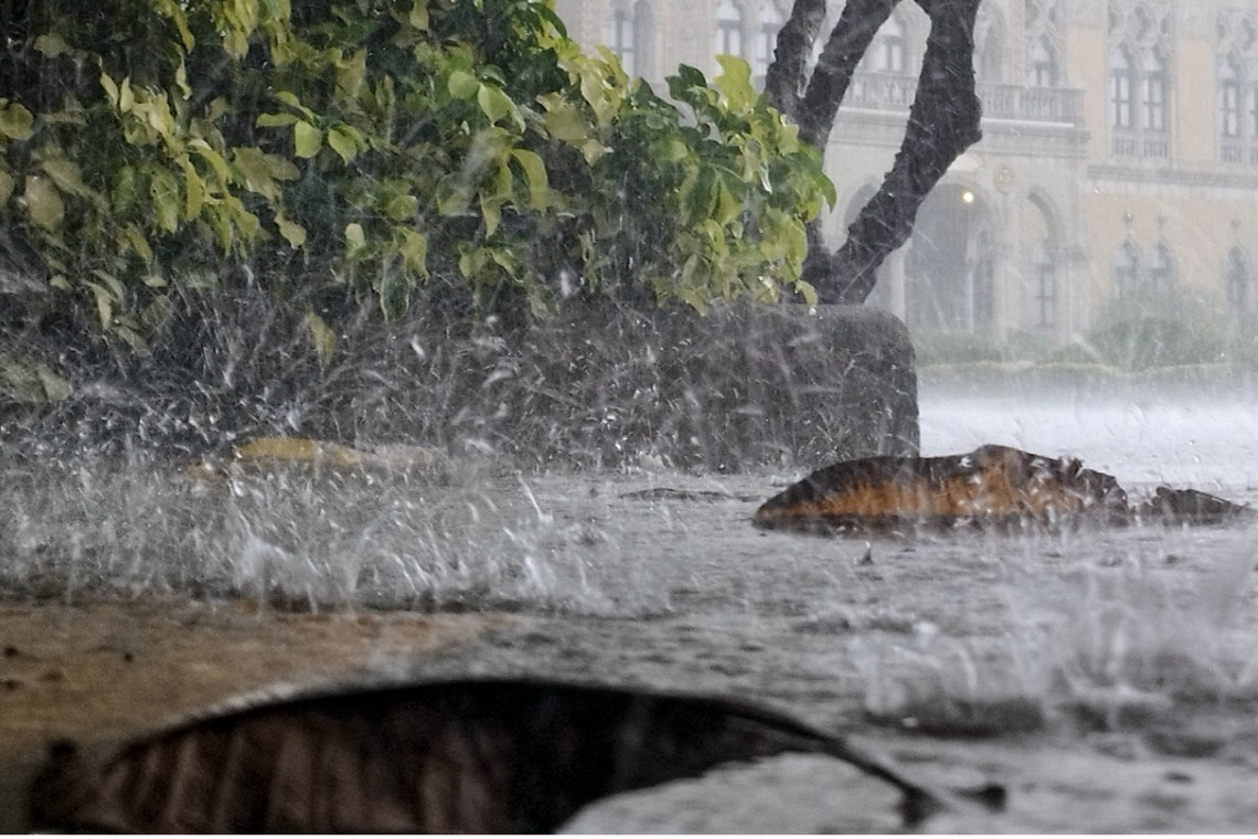 พกร่มกันด้วย! กทม. เตือน วันนี้ กรุงเทพฯ -ปริมณฑล มีฝนฟ้าคะนอง ร้อยละ 60 ของพื้นที่