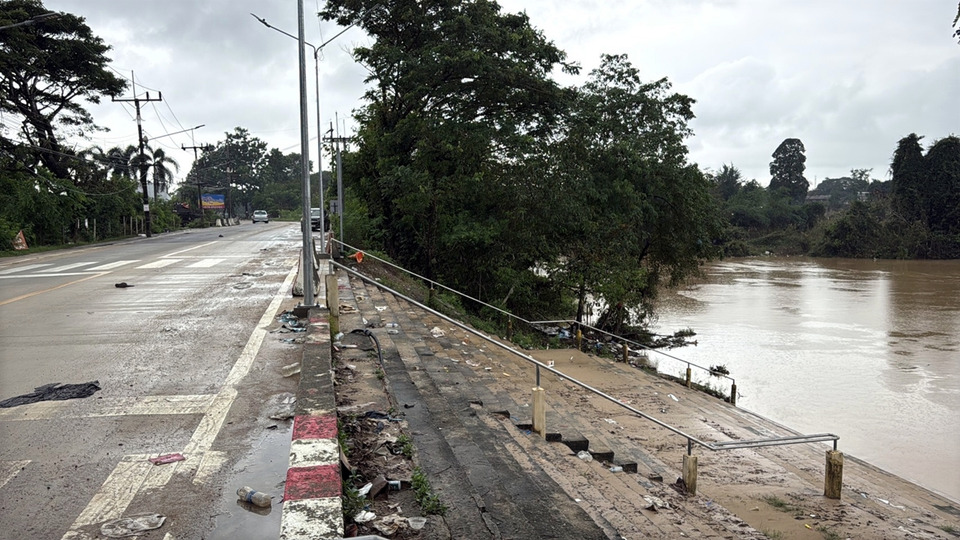 ฝนหาดใหญ่คลี่คลาย เทศบาลขึ้นธงเขียว เร่งเคลียร์ขยะลำคลอง เฝ้าระวังฝนซ้ำ