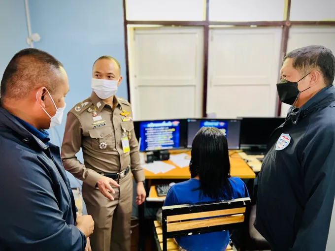 ตร.PCT บุกจับกุมเว็บพนันออนไลน์ พบเงินหมุนเวียนกว่า 25 ล้านบาทต่อเดือน  