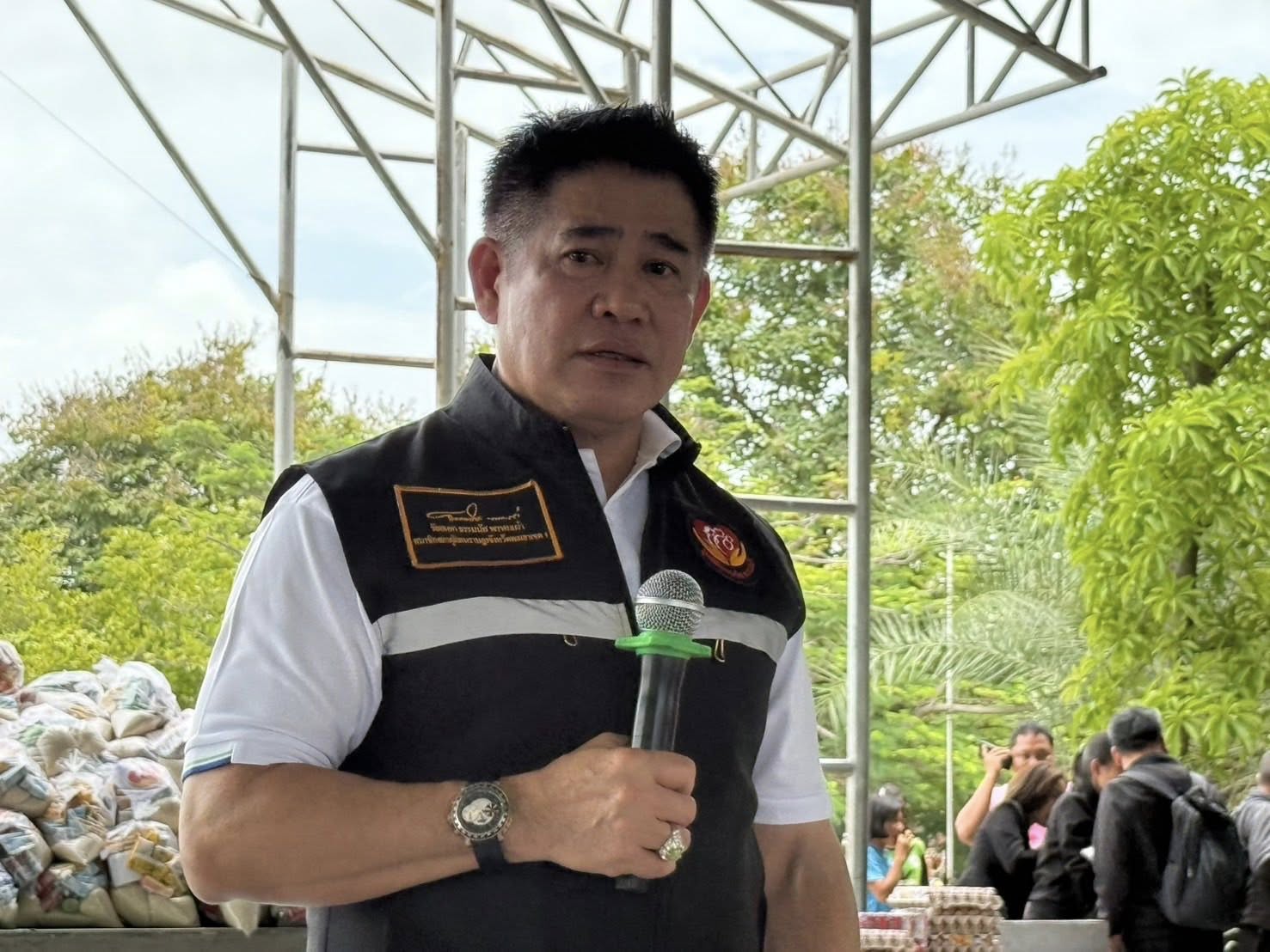 "มูลนิธิธรรมนัสฯ" จับมือ "นฤมล" สร้างบ้านใหม่ให้ "ยายสะทน" หลังถูกระเบิดเสียหายทั้งหลัง สูญเสียหลาน2คน