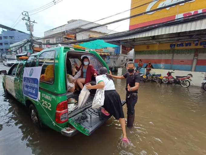 เช็กเลย!! 30 จุดพื้นที่น้ำท่วมขัง “บางเขน”