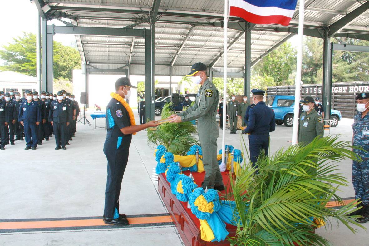 กองบิน 5 ประจวบ จัดพิธีมอบใบประกาศนียบัตรนักบินพร้อมรบใหม่ของฝูงบิน 501