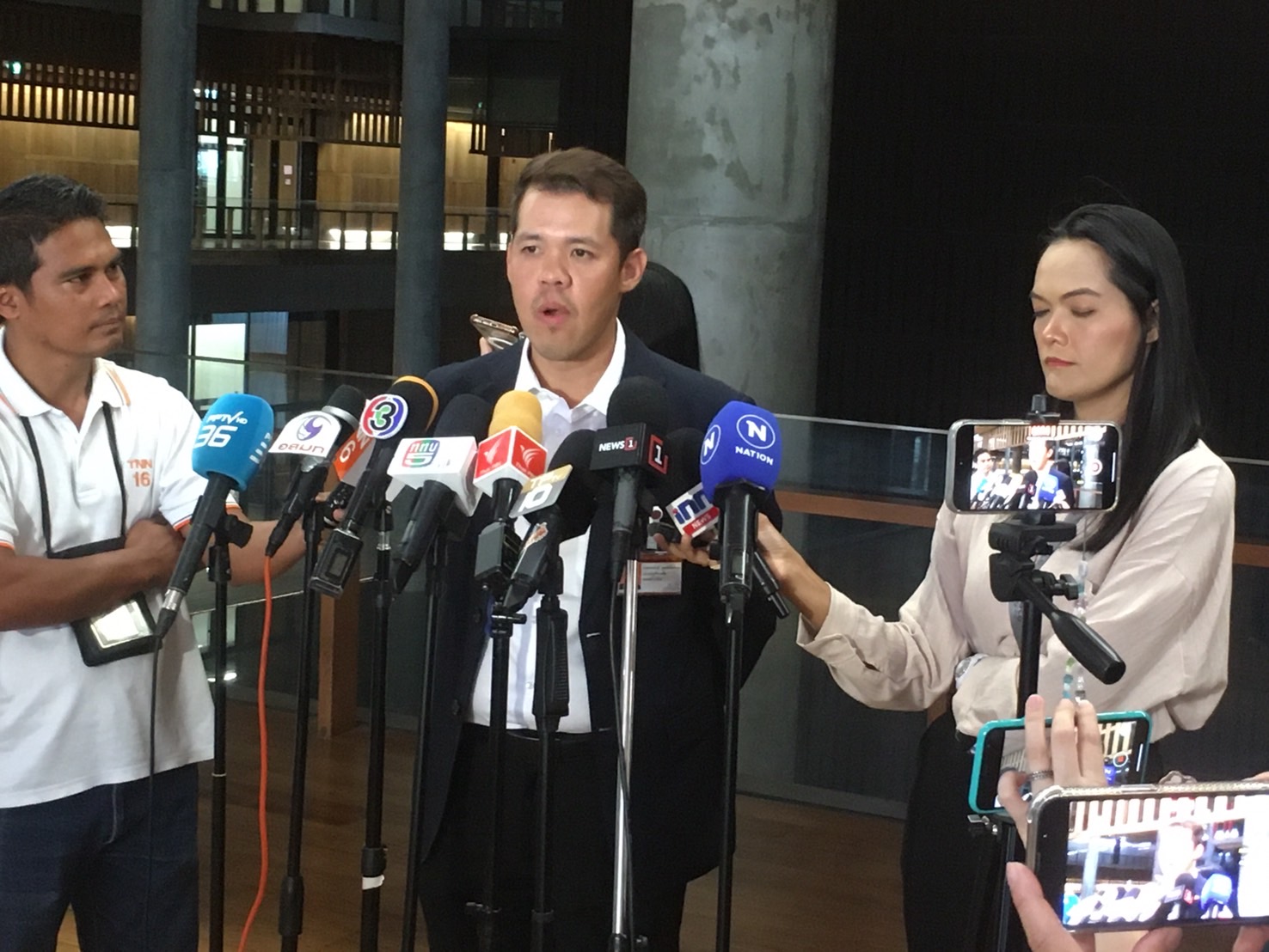 "ฝ่ายค้าน" ประกาศจัดหนัก ! ตรวจสอบรัฐบาลเข้มข้น สมัยประชุมนี้ พร้อมร่วมมือ "สว.ชุดใหม่" ทำงาน  