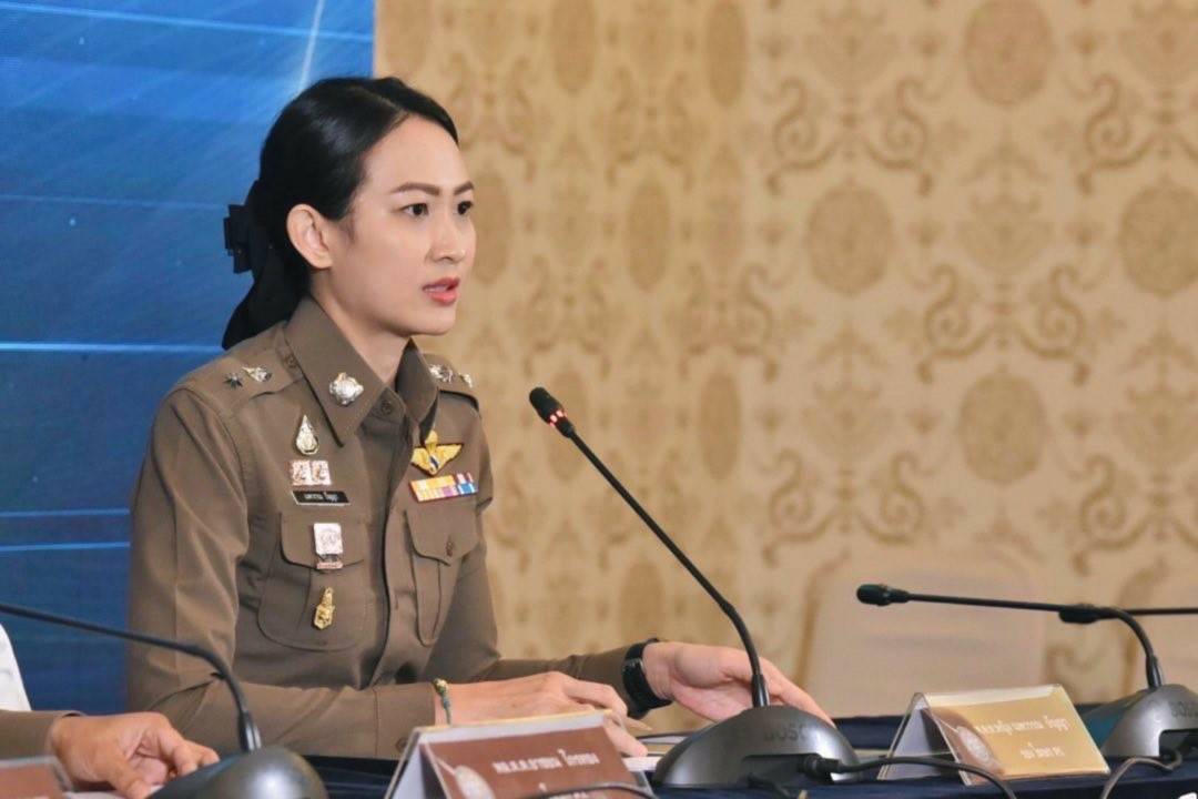ตร.เตือน !! ระวังโดนหลอก ซื้อของขวัญปีใหม่ออนไลน์