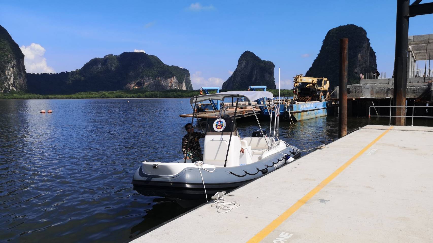 ท่องเที่ยวทะเลตรังเงียบ.! อุทยานฯหาดเจ้าไหมฮึดสู้เปิด"ถ้ำมรกต" อันซีนไทยแลนด์กลางทะเลรับนักท่องเที่ยว หลังปิดช่วงหน้ามรสุม