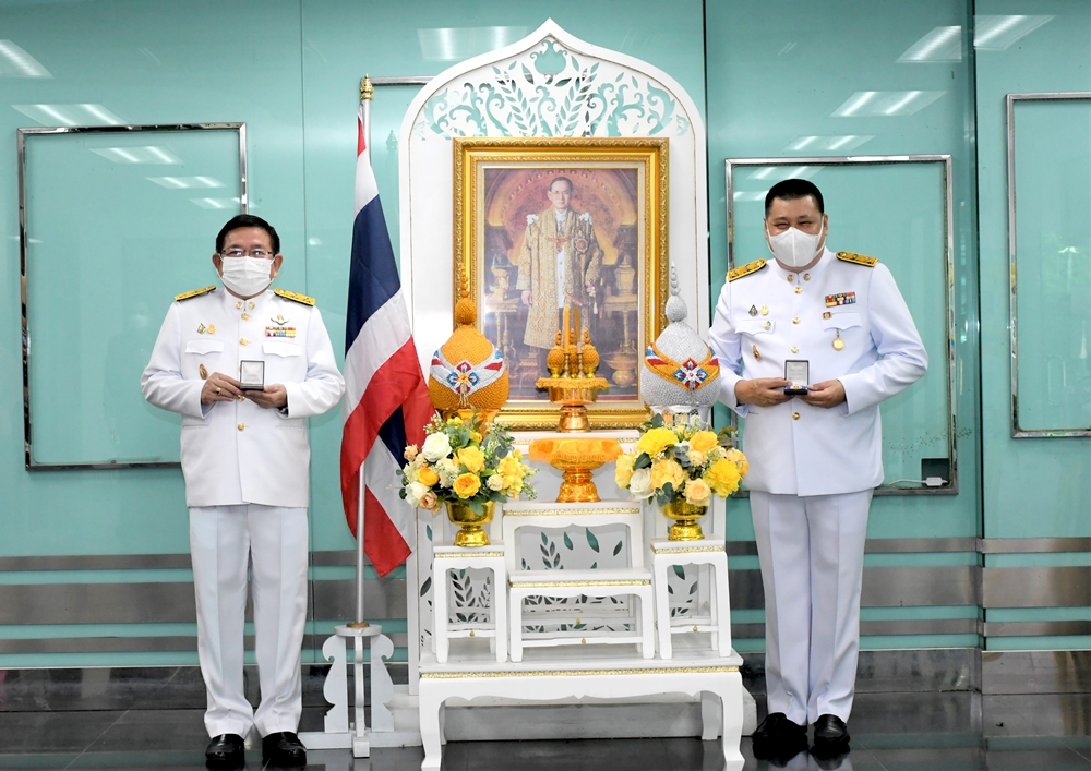 กรมการข้าว จัดพิธีมอบเครื่องหมาย “รักษาดินแดนยิ่งชีพ” เชิดชูเกียรติผู้ประกอบคุณงามความดีต่อประเทศชาติ