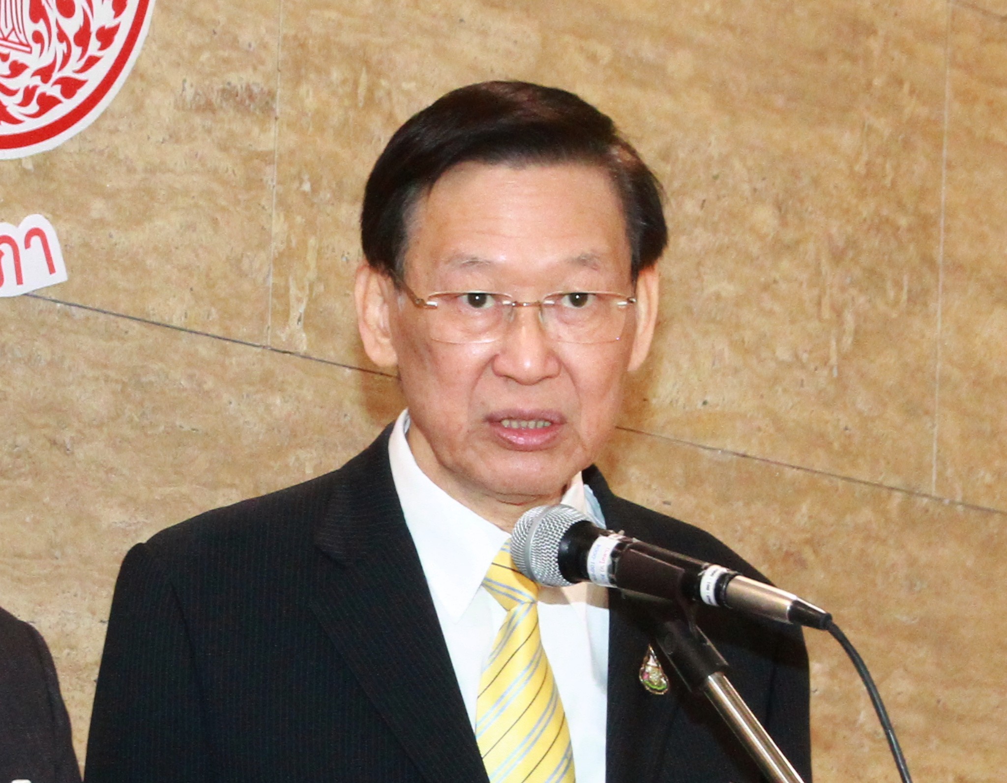'ไพบูลย์' จ่อฟ้องเอาผิด 'พีระพันธ์ุ-สมชัย' โพสต์ข้อความ ทำ พปชร.เสียหาย