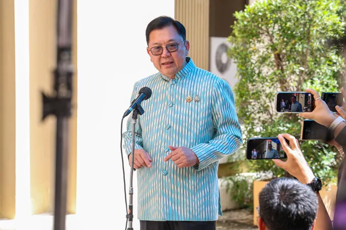 “จตุพร​” เผย​ “พาณิชย์​” ตั้งศูนย์​บริการเบ็ดเสร็จ ช่วยผู้ประกอบการ​ เหตุภาษีสหรัฐ 19%  ชี้นำเข้าหมูต้องคุยรายละเอียด​ก่อน