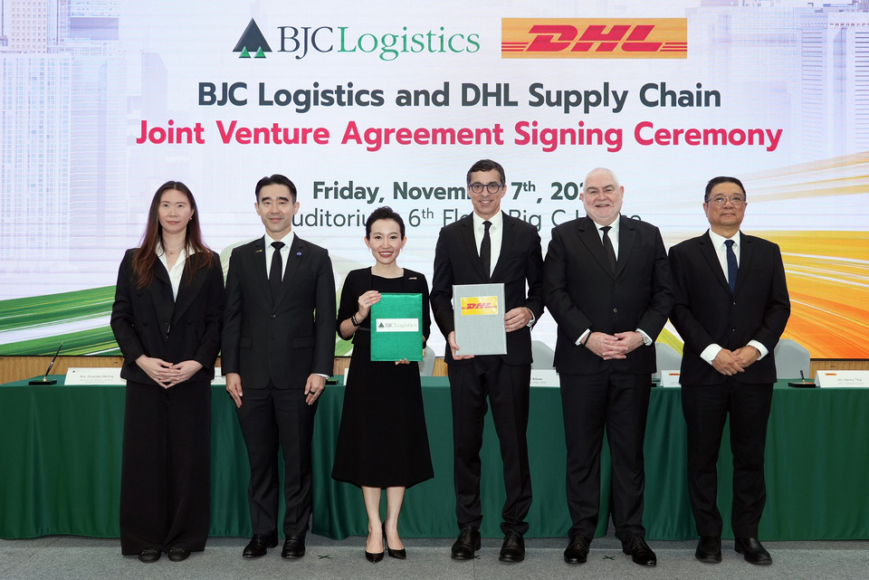 เบอร์ลี่ ยุคเกอร์ โลจิสติกส์ จับมือ DHL ซัพพลายเชน ปั้นโลจิสติกส์ไทยสู่เวทีโลก ดันธุรกิจบีเจซี-บิ๊กซี โตทะยาน