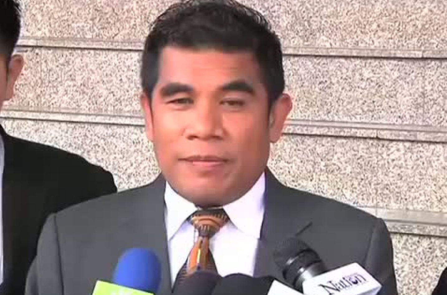 ‘เจ๋ง ดอกจิก’ รอดคุก ศาลอาญาให้ประกันตัว 4 แสน ระหว่างฎีกา 