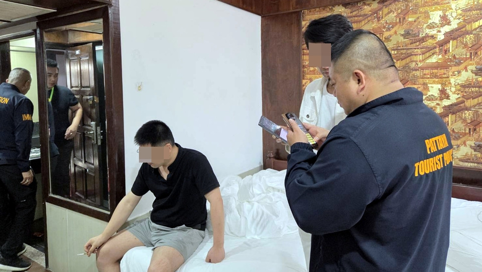 ตม.ชลบุรี–ตร.ทท.บุกช่วยเหยื่อจีน ถูกเพื่อนร่วมชาติจับเรียกค่าไถ่พัทยา