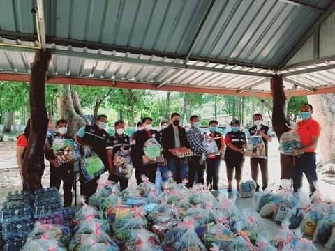 ทต.สำราญ มอบถุงยังชีพ ปชช.ได้รับผลกระทบจากเชื้อไวรัสโควิด-19