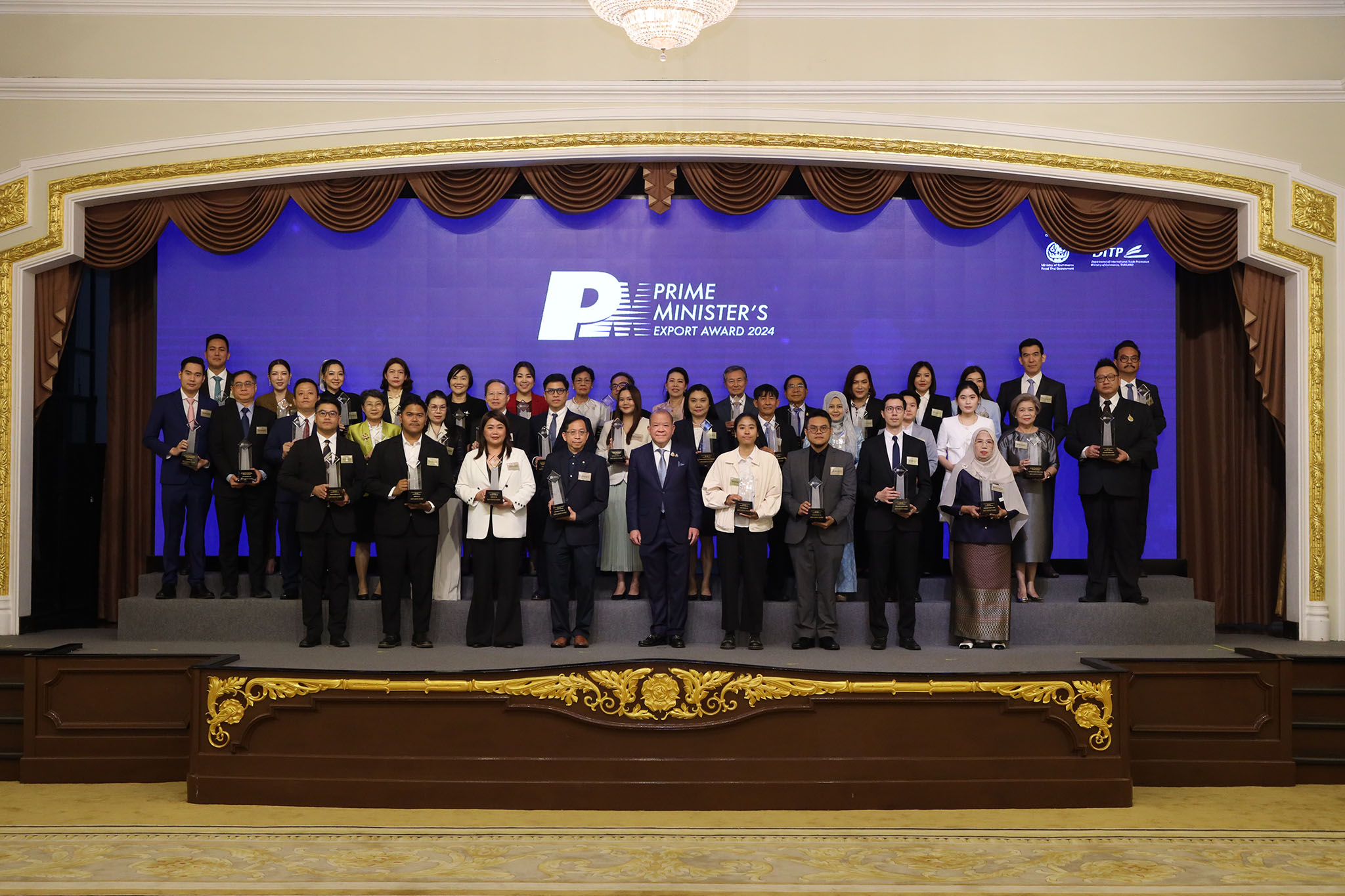 "DITP" ตอกย้ำความสำเร็จ 32 ปี รางวัล Prime Minister’s Export Award ยกระดับผู้ส่งออกไทยสู่มาตรฐานโลก สร้างผลลัพธ์ทางเศรษฐกิจที่จับต้องได้