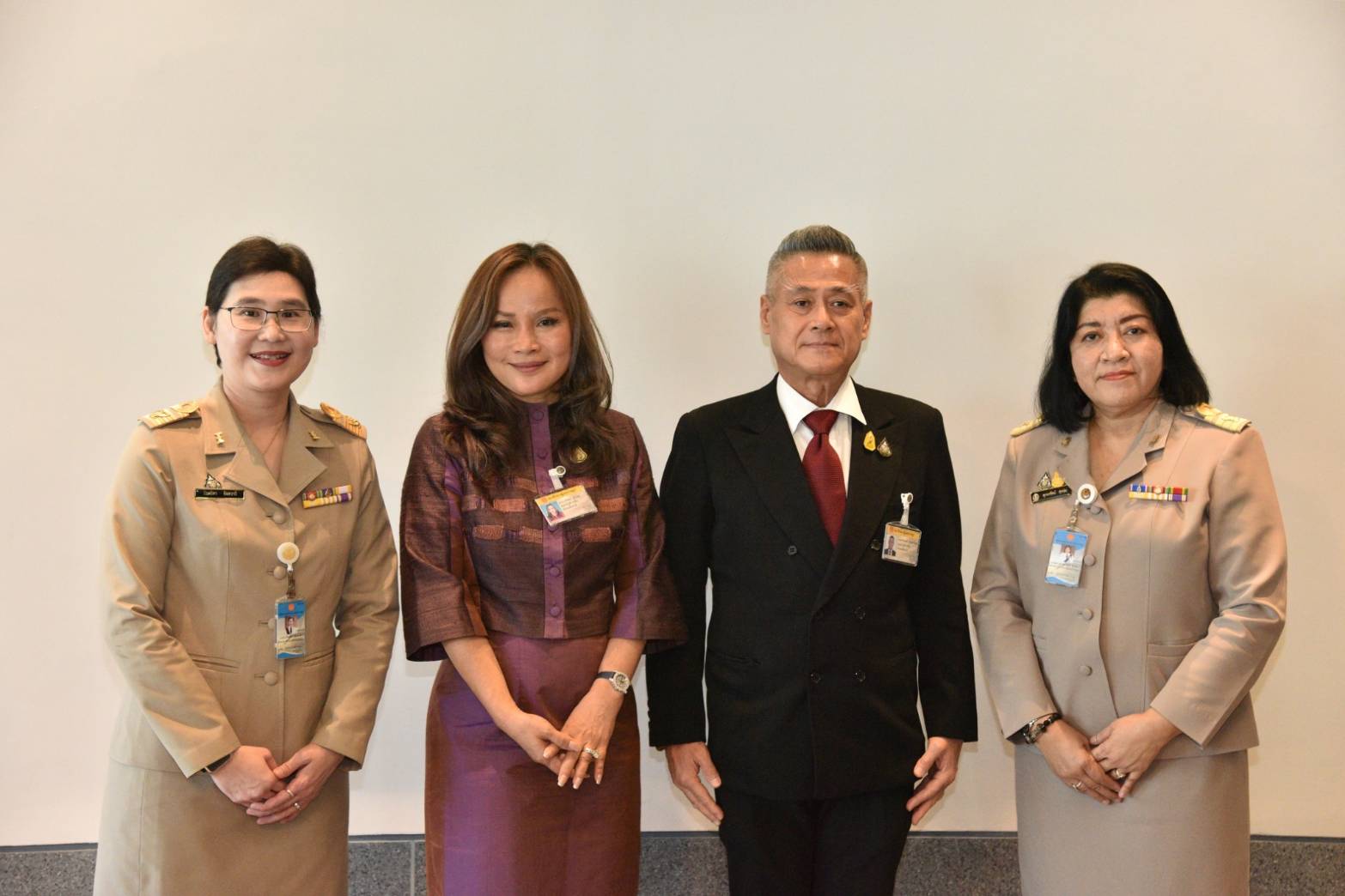2 ส.ส.ใหม่เพื่อชาติ "เกริกมนตรี-วารีรัตน์" เข้ารายงานตัวต่อสภาฯ แล้ว