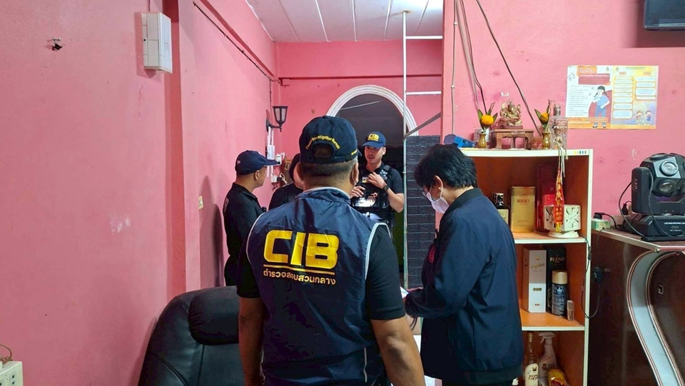 CIB ทลายคาราโอเกะค้ากามเด็กพังงา รวบเจ้าของร้าน ลวงเพื่อนลูกสาววัย 15 ค้าประเวณี