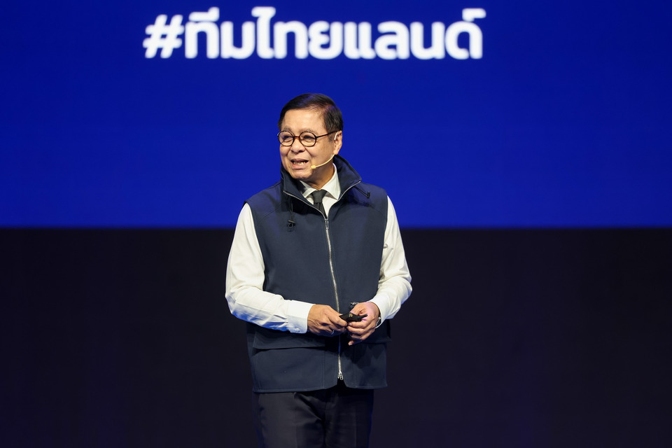“สีหศักดิ์” อ้อนขอ 4 ปีภท.เป็นรัฐบาล ถึงเวลาพาปท.ไทยขับเคลื่อนกลับสู่เวทีโลก ลั่น ถึงเวลาการเมืองใหม่ -รบ. มืออาชีพ 
