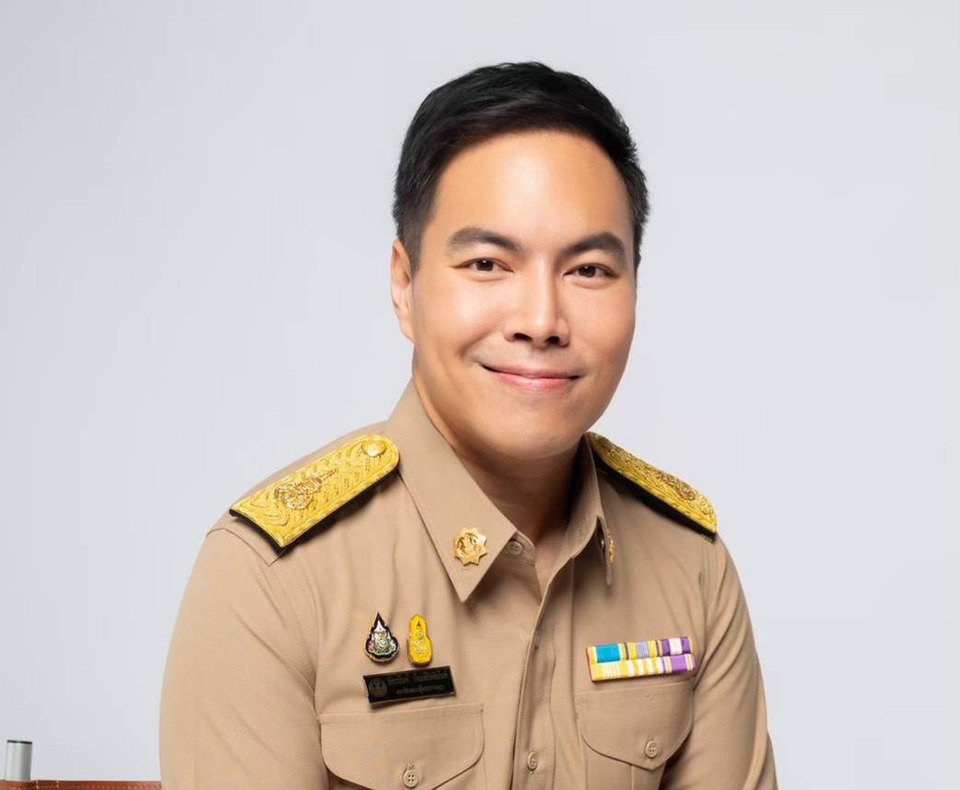 น้ำใจข้ามภาค! “ส.ส.กอล์ฟ อัครนันท์” เพื่อไทย ไม่ทิ้งกัน ระดม 4 มูลนิธิใหญ่ ลุยช่วยน้ำท่วมหาดใหญ่ ส่ง “เรือ-เจ็ตสกี”เคลื่อนย้ายผู้ประสบภัย