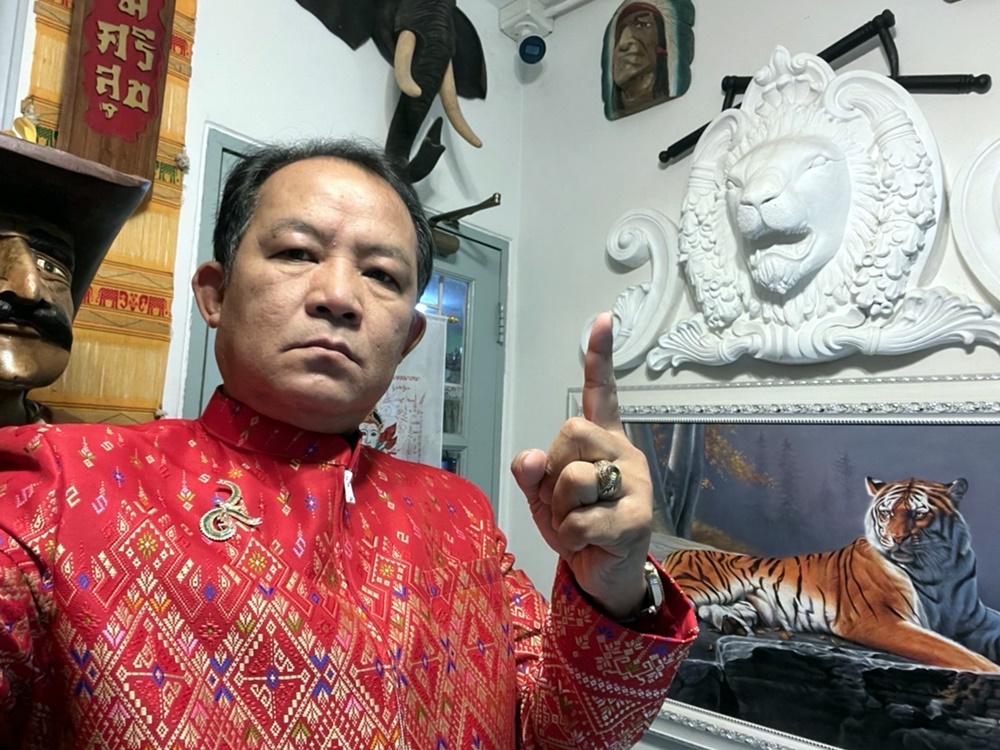 "ศรีสุวรรณ" ติงเจ้าของแอชตัน อย่าดึงลูกบ้านเป็นตัวประกัน