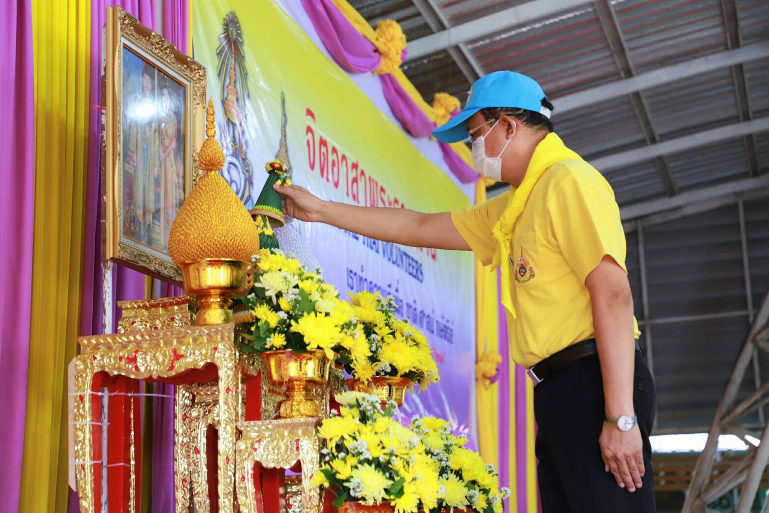 "พ่อเมืองบั้งไฟ" พร้อมจิตอาสาพัฒนาถนนโครงการ "1 จังหวัด 1 ถนนเฉลิมพระเกียรติ"  เนื่องในวันสมเด็จพระนเรศวรมหาราช 