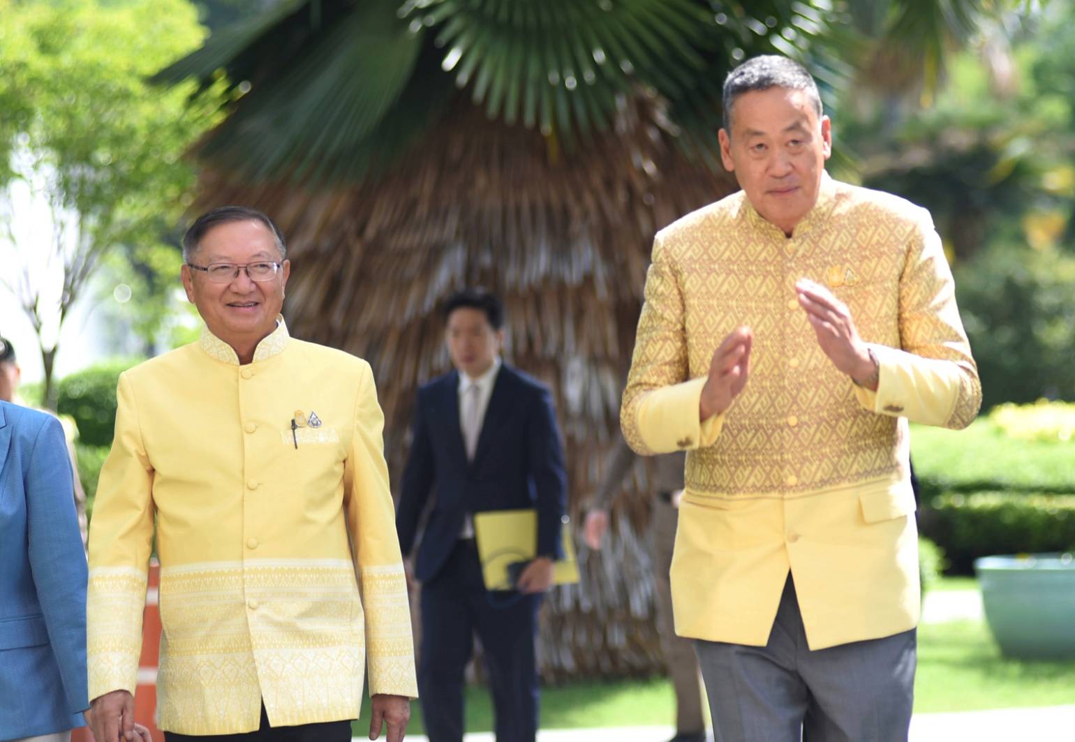 “นายกฯ”บอกรอคำสั่งอย่างเป็นทางการ หลังตั้ง “วิษณุ” เป็นที่ปรึกษา สลค. 