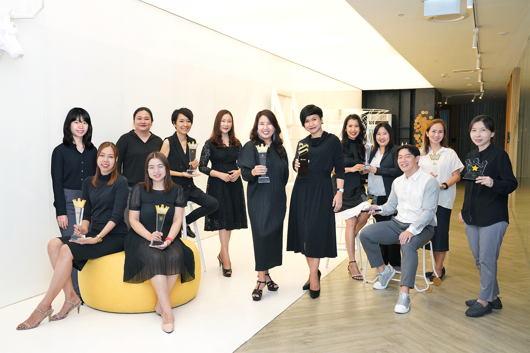 ไทยพาณิชย์คว้ารางวัลสุดยอดแบรนด์ยอดเยี่ยมบนโซเชียลมีเดียเป็นปีที่ 8 ในงาน THAILAND SOCIAL AWARDS ครั้งที่ 11