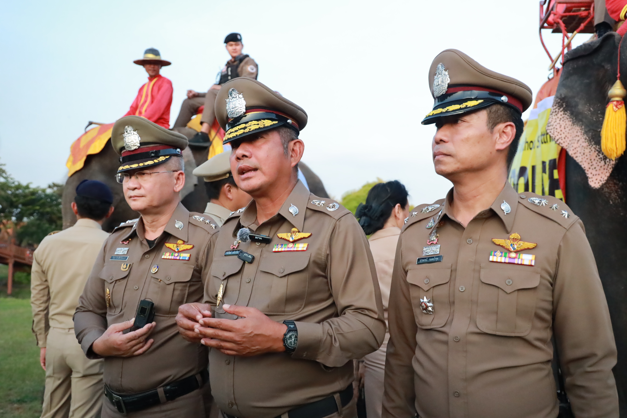 อยุธยาสนธิกำลังปล่อยแถวระดมกวาดล้างอาชญากรรมช่วงก่อนเทศกาลลอยกระทง ประจำปี 2567