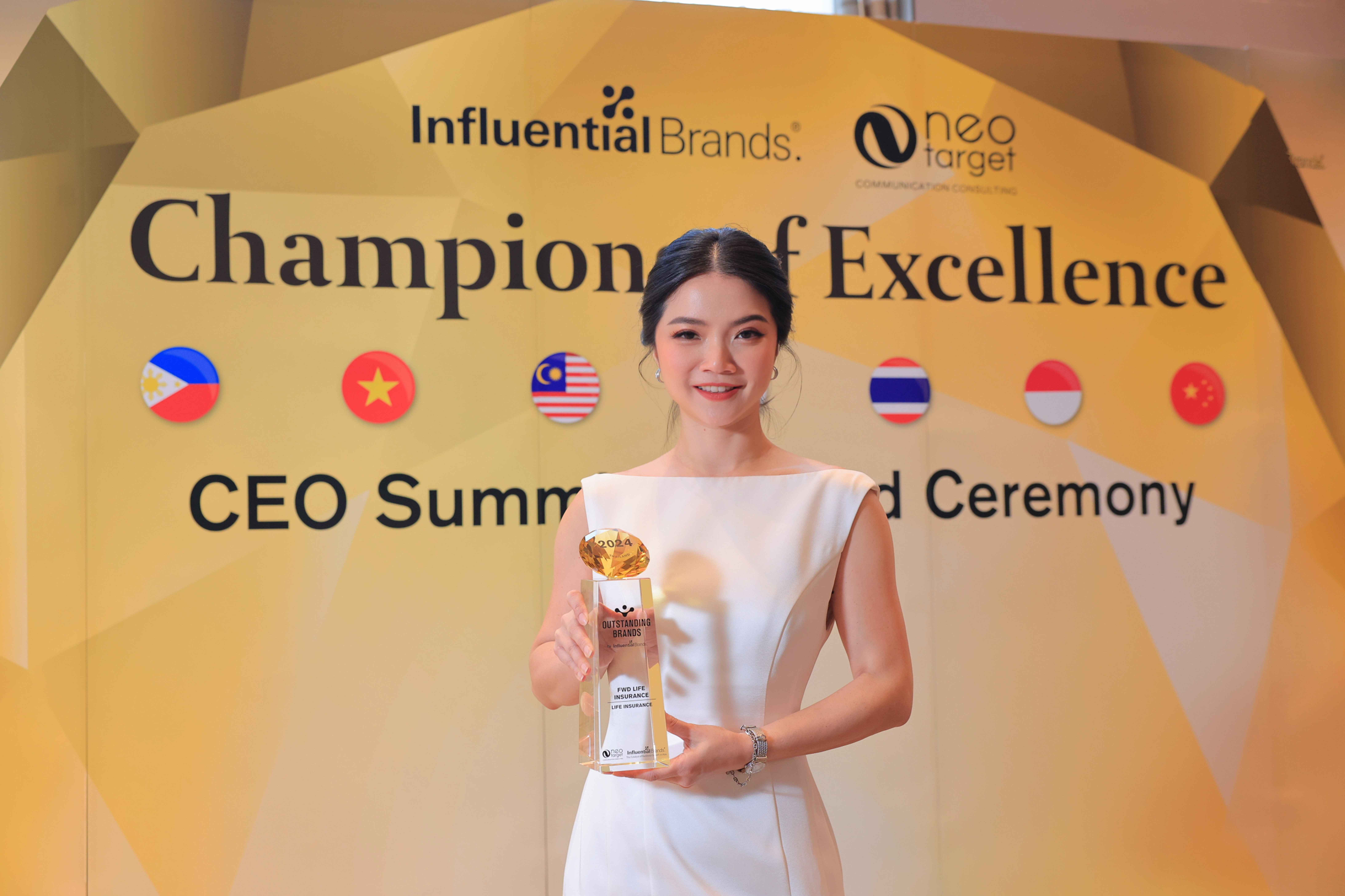 FWD ประกันชีวิต รับรางวัล “Outstanding Brands Awards 2024” ต่อเนื่องปีที่ 4  ตอกย้ำความสำเร็จด้านการสร้างแบรนด์ระดับเอเชีย