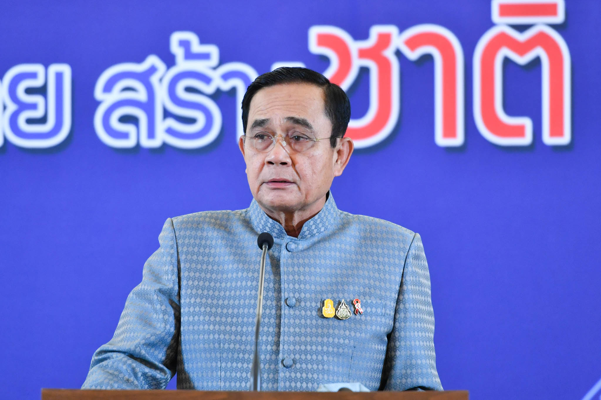 "บิ๊กตู่" กำชับ รมต. อย่าปล่อยให้ฝ่ายตรงข้ามพูดข้างเดียว ต้องชี้แจง ปชช. สั่ง คมนาคมพา ครม.ทัวร์โครงข่ายระบบราง เริ่มต้นชุมชนทางบางซื่อ    