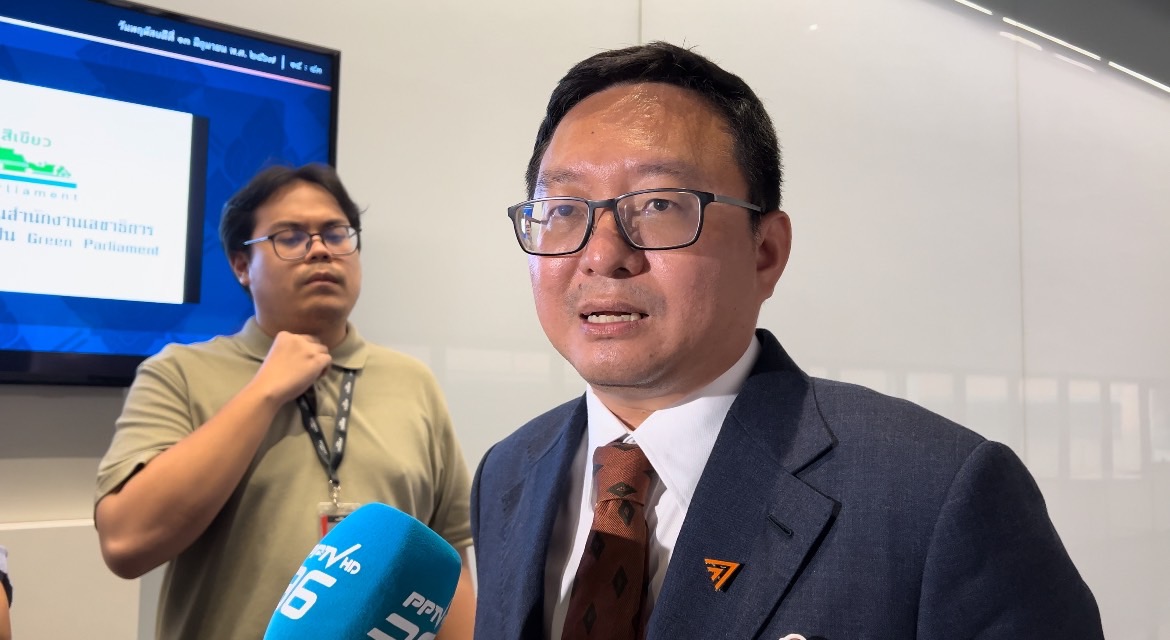 “ชัยธวัช” ซัด “กกต.” อย่าตีความกฎหมายแบบศรีธนญชัย สอน “ยุบพรรคการเมือง” ไม่ใช่เล่นขายของ