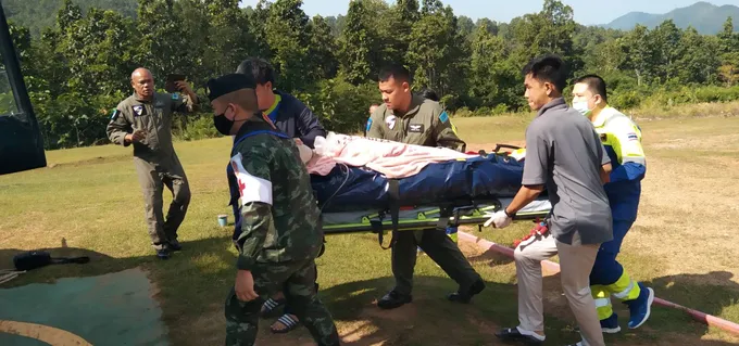ศูนย์ปฏิบัติการกองทัพบกจัดอากาศยานสนับสนุนการส่งผู้ป่วยฉุกเฉิน 