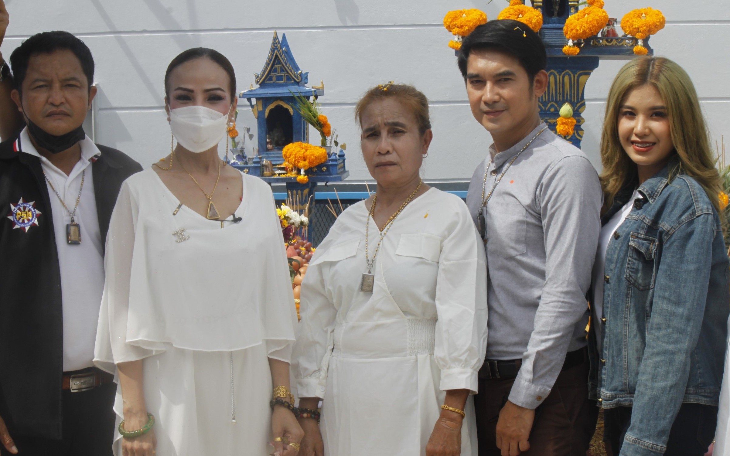 ได้ฤกษ์สุดปัง! “ผอ.ฟ้า พรทิพา” ชวนดูละคร”พุทธคุณ”ตอนเฉือนคม นำนักแสดงบวงสรวงใหญ่ละคร