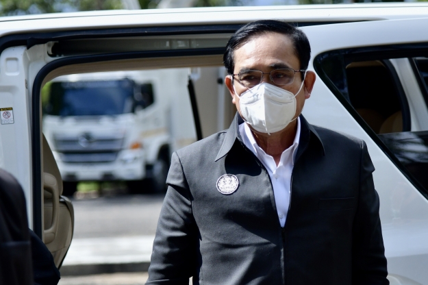 “บิ๊กตู่” ปลื้ม ”รัสเซล โครว์” ดาราฮอลลีวูดชื่อดังชมไทย-ภูเก็ตแซนด์บ็อกซ์ เตรียมปลดล็อกธุรกิจภาพยนต์