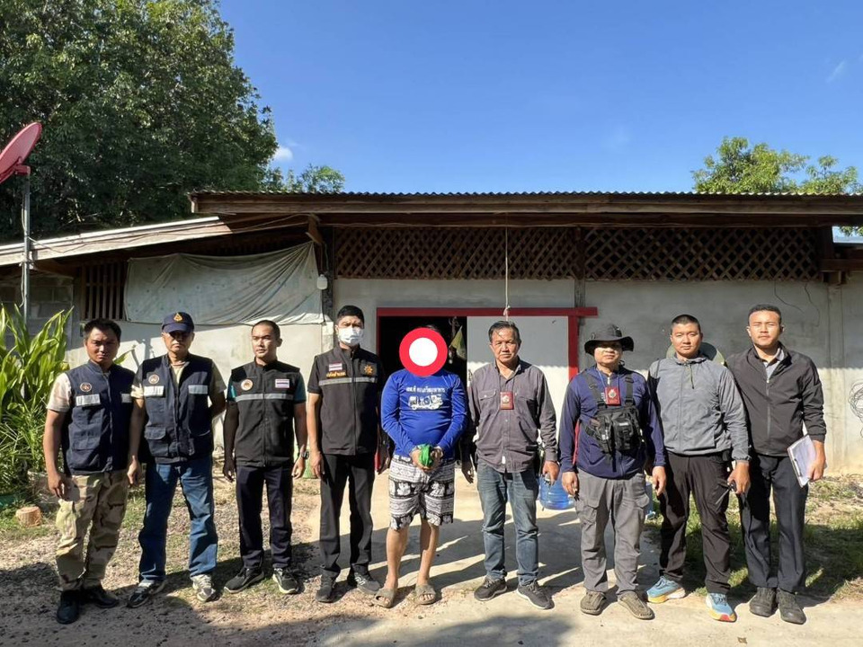 "ตำรวจหว้านใหญ่" สนธิกำลังจับวัยรุ่นค้ายาบ้า