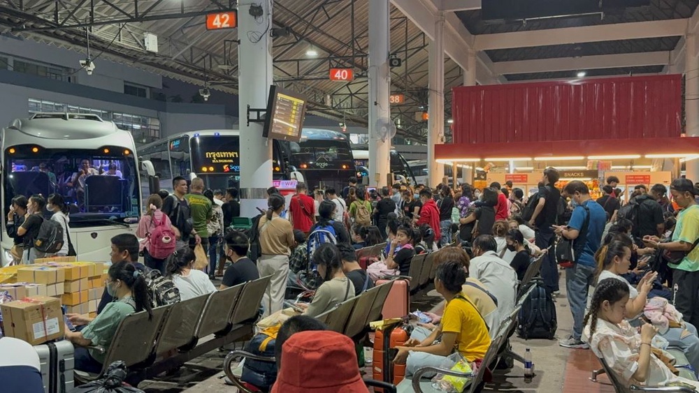 บขส.จัดรถรองรับเดินทางสงกรานต์2567 เฉพาะวันนี้ 4 พันเที่ยว ยันไม่มีผู้โดยสารตกค้าง