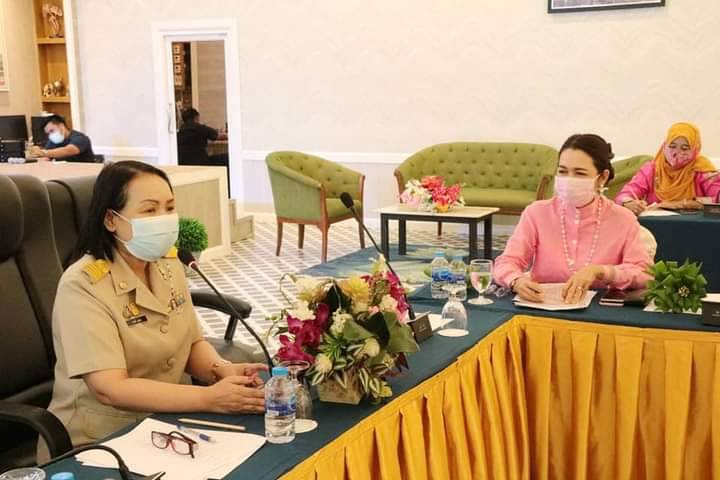 “จี้แดง” วันดี ปิยนามวาณิช ได้รับเลือกเป็นประธานกรรมการพัฒนาสตรีจังหวัดพังงาต่ออีก 1 วาระแบบไร้คู่แข่ง