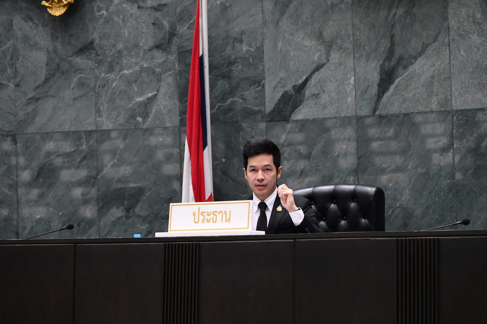 "ประธานสภา กทม." โต้ปมดึงเรื่องร่างข้อบัญญัติคุกคามทางเพศล่าช้า ด้าน "ส.ก.เนอส" แฉไทม์ไลน์สวนกลับ หวั่นหวังผลการเมืองดึงเรื่องหมดสมัยประชุม