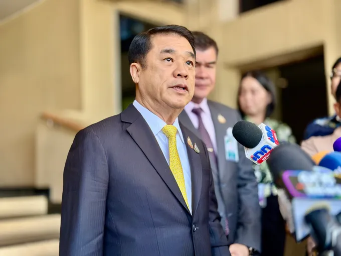“สุริยะ” เผย พ.ร.บ. ตั๋วร่วมฯ เตรียมเข้า ครม.3 ธ.ค. เดินหน้ารถไฟฟ้า 20 บาททุกเส้นทาง เผยรอความเห็นคลัง กรมบัญชีกลาง