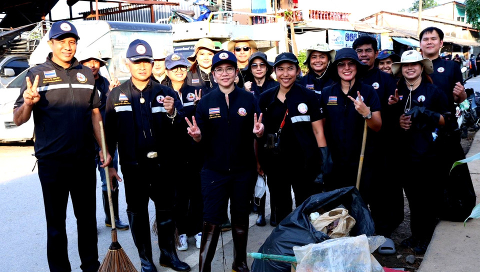 อธิบดี พด. ลุยหาดใหญ่ Big Cleaning หลังน้ำลด เร่งฟื้นฟูดินตามนโยบาย ก.เกษตรฯ