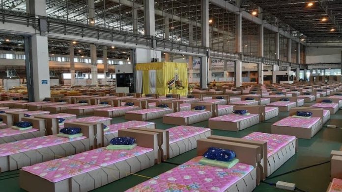 สนามบินดอนเมือง พร้อมดูแลผู้ป่วยโควิดกลุ่มสีเขียว 1,800 เตียง เปิดบริการ "โรงพยาบาลสนามใต้ร่มพระบารมี"